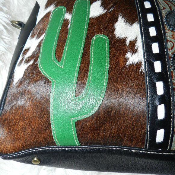 Myra Little Succulents Leather, Hide Duffle Bag🆕Ships Fast 💨⚡🚚 - Picture 5 of 15